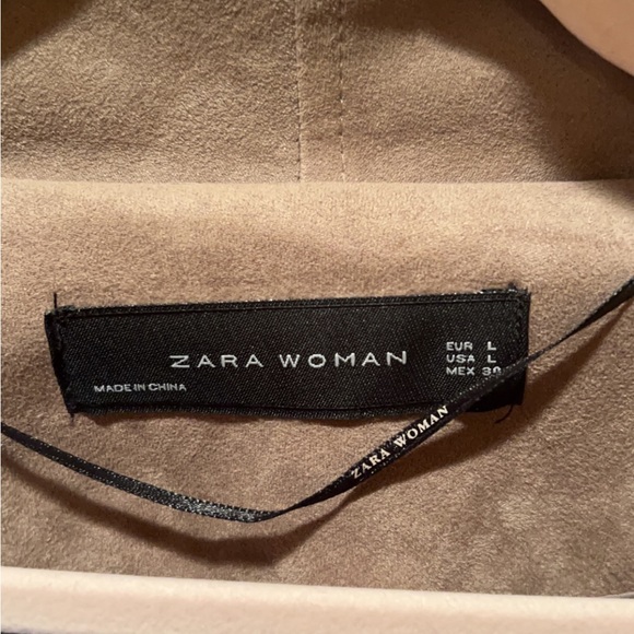 Zara | Woman’s Faux Suede Light Jacket Coat Size Large - Picture 2 of 5